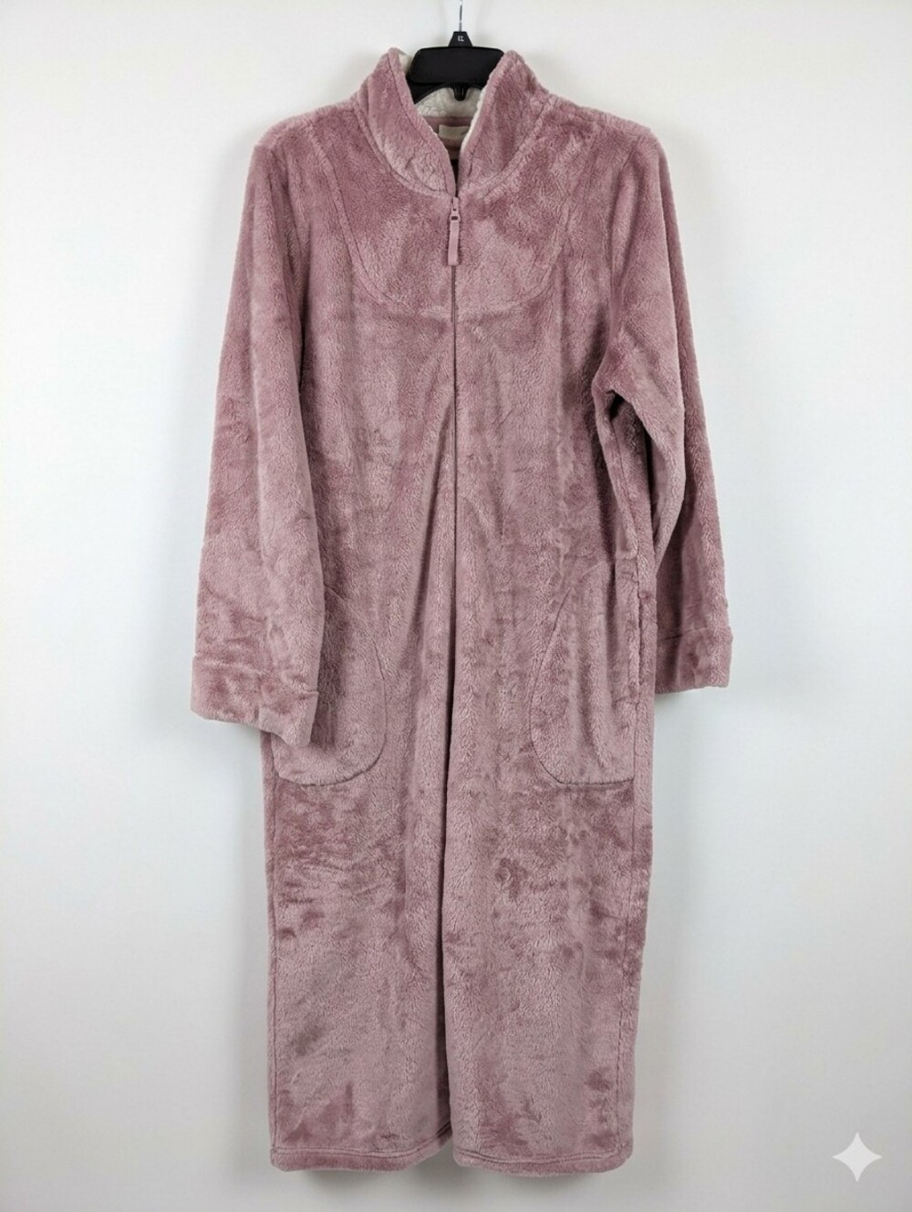 Long Snowflake Embossed Zip-front Robe - Picture 2 of 6
